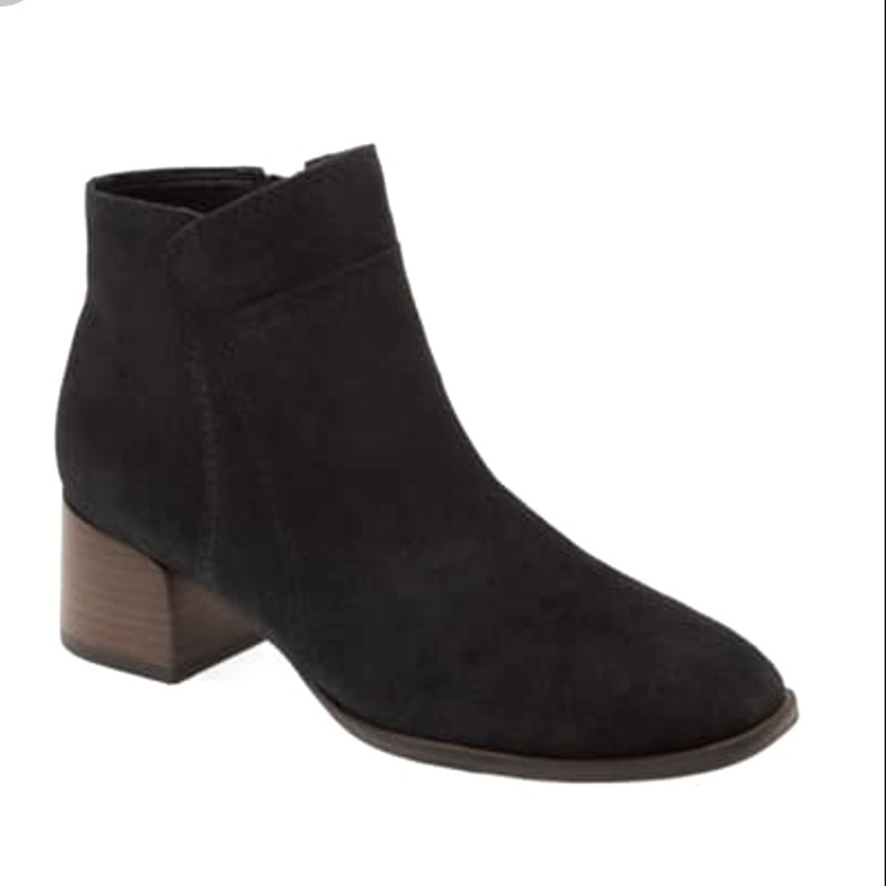 Lucky Brand Black Suede Block Heel Leather Chelsea Bootie 5.5 New!